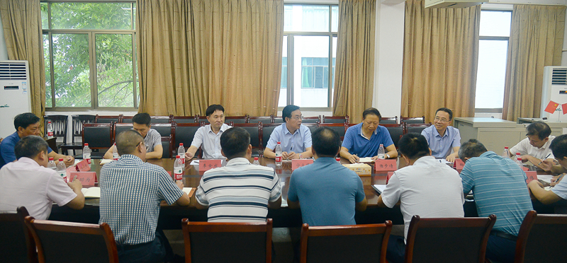 宁立伟在调研学校工、商科教育强调:要处理和把握好五个关系_邵阳头条网