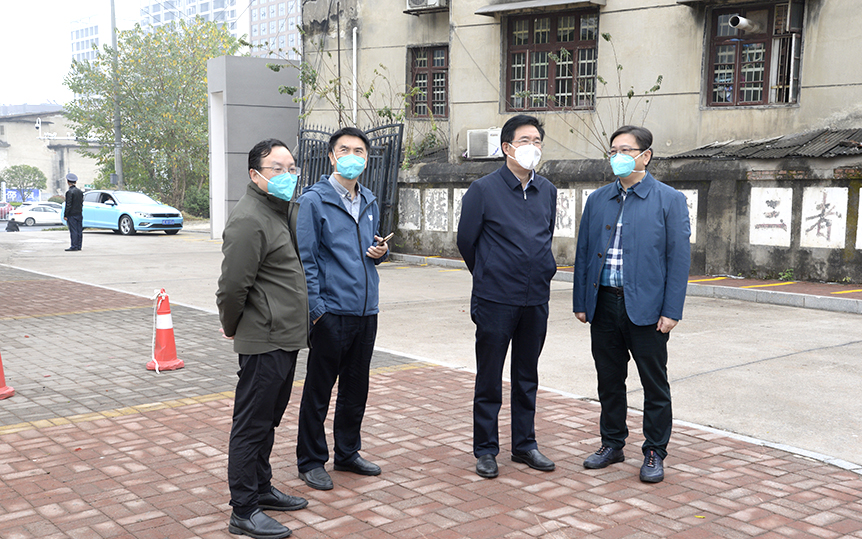 同心战疫 | 宁立伟考察江北校区居家健康监测点_邵阳头条网