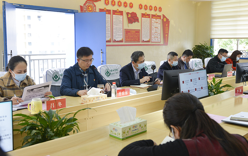 学习贯彻党的二十大 踔厉奋进新征程  ——邵阳学院附属第一医院召开党委理论学习中心组（扩大）会议_邵阳头条网