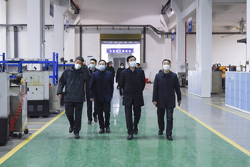宁立伟、张平带队开展校园安全工作检查_邵阳头条网
