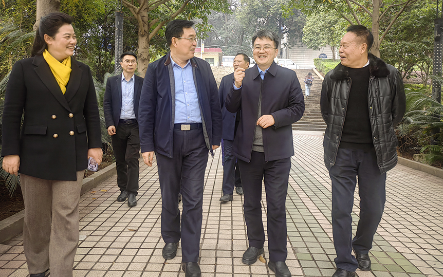 外国语学院87级校友刘志远回母校交流_邵阳头条网