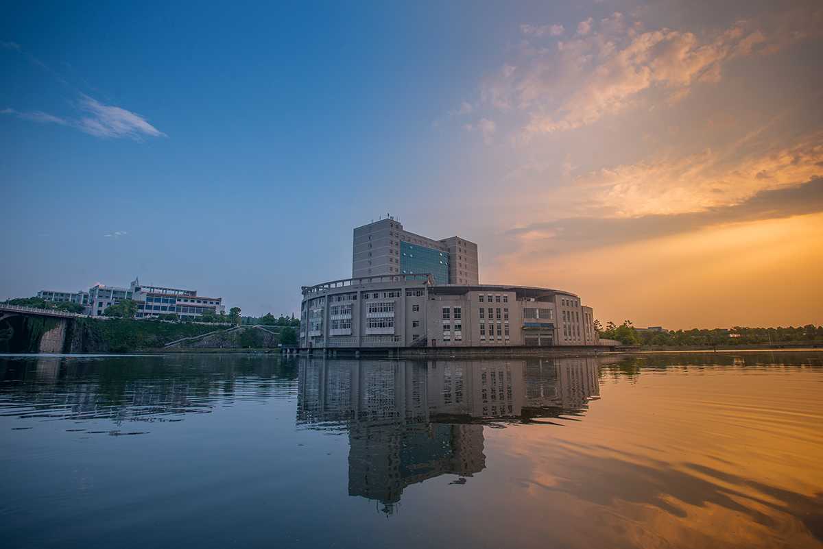 邵阳学院校园风光图片