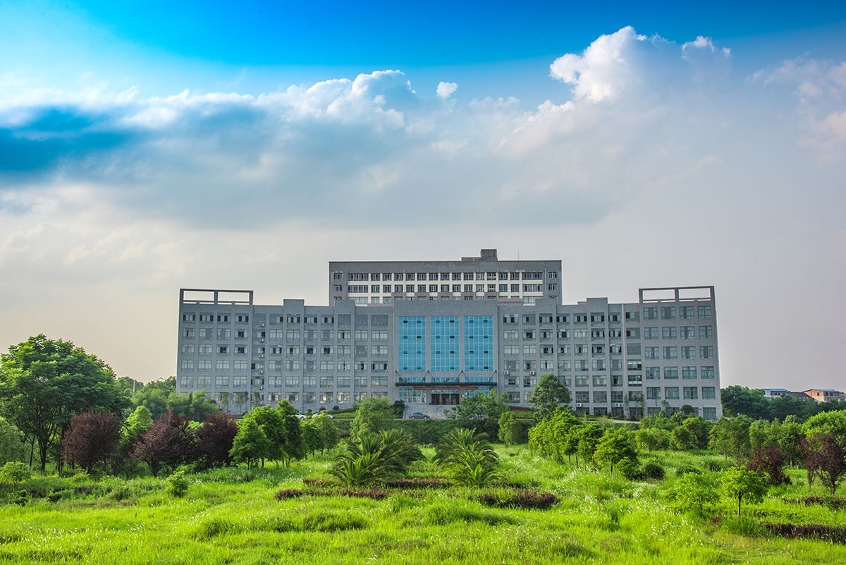 明德楼 谢康 摄 (1).jpg